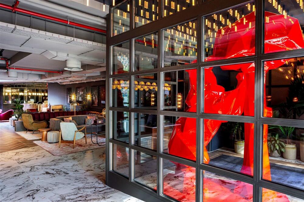 Foto de los servicios de Hotel Radisson RED Madrid