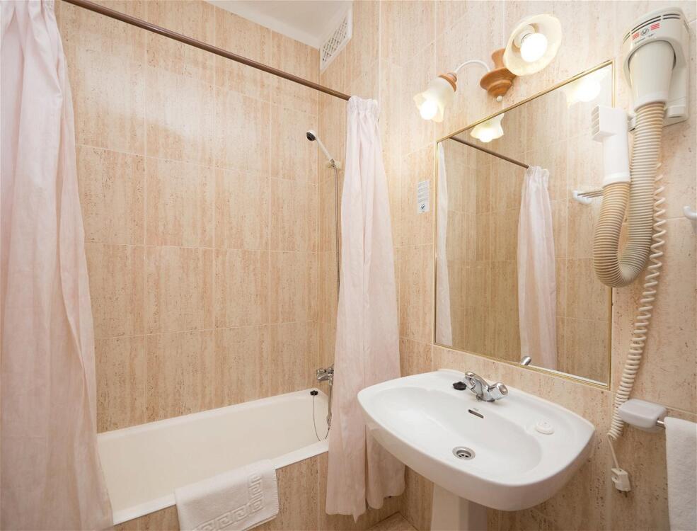 Foto del baño de Hotel Sa Coma