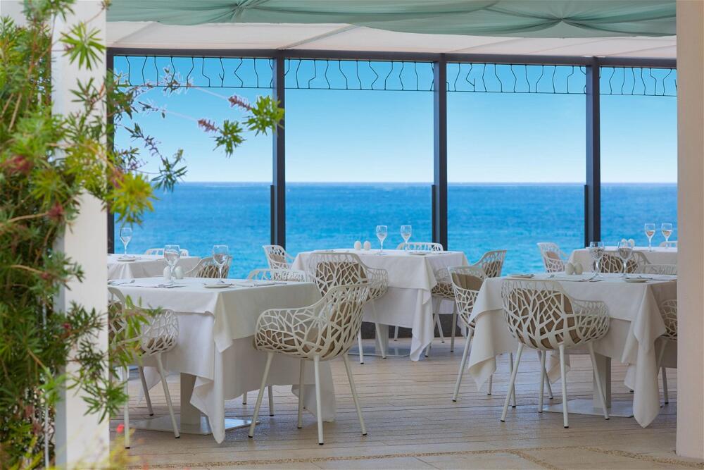 Foto de restauración de Hotel Iberostar Grand Salomé - Adults Only