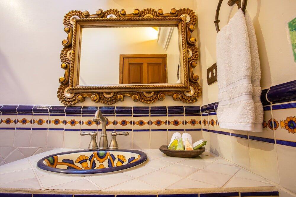 Foto del baño de Hotel Boutique Los Pasos &amp;amp; Spa