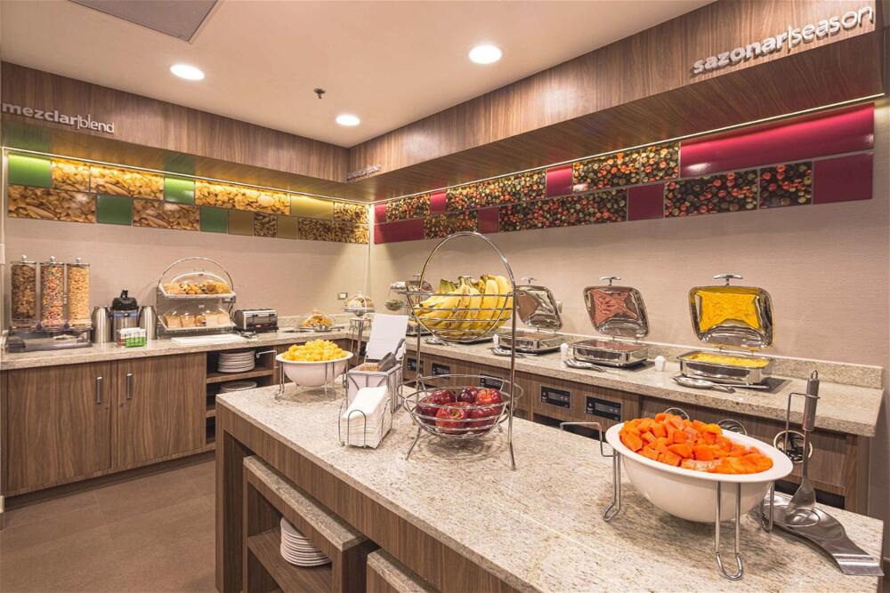 Foto de restauración de Hotel Hampton by Hilton Monterrey Galerias Obispado