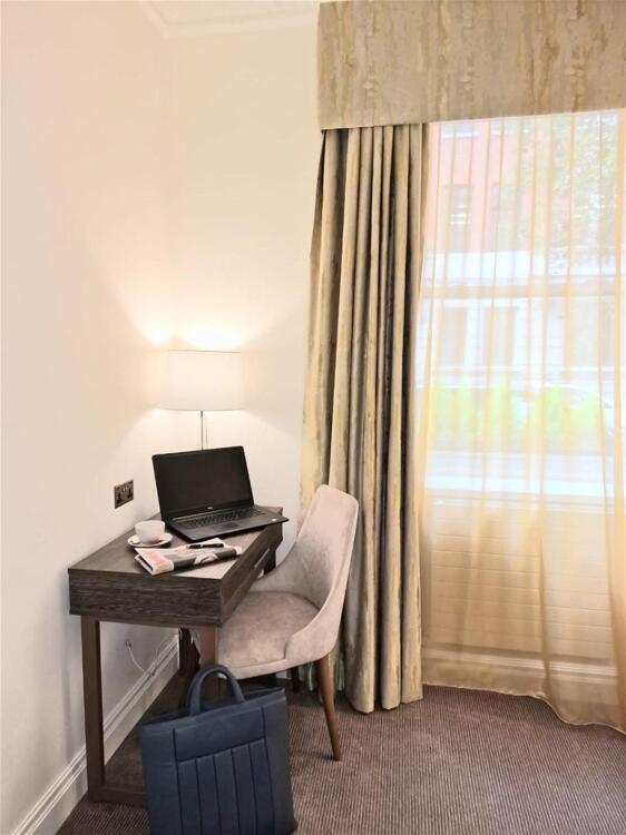 Foto de una habitación de Astor Court Hotel