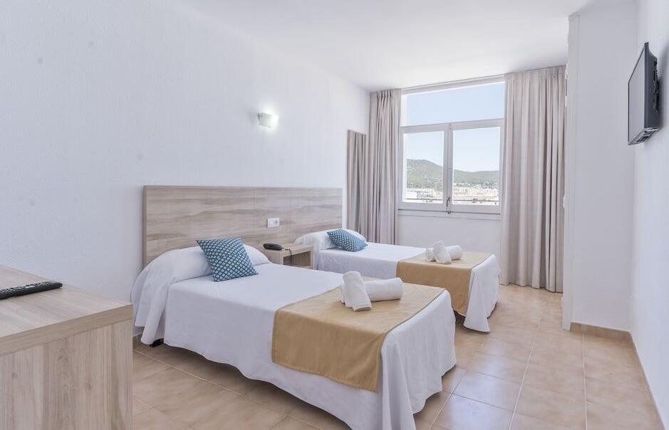 Foto de una habitación de Suncoast Ibiza Hotel - Adults Only -