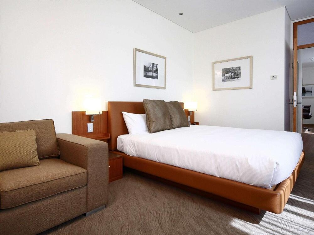 Foto de una habitación de Hotel Novotel Canberra