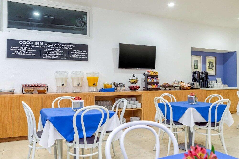 Foto de restauración de Hotel Comfort Inn Puerto Vallarta