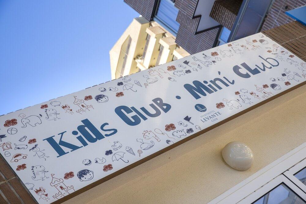 Foto de los servicios de Aparthotel BCL Levante Club
