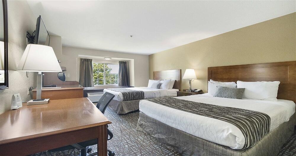 Foto de una habitación de SureStay Plus Hotel by Best Western Rocklin