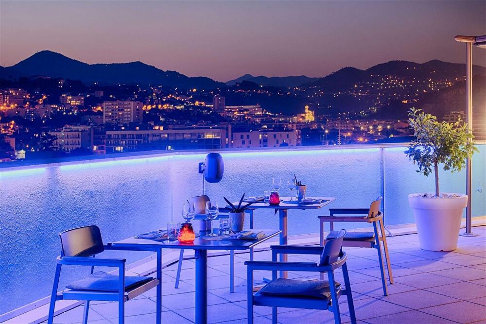 Foto general de Hotel NH Nice