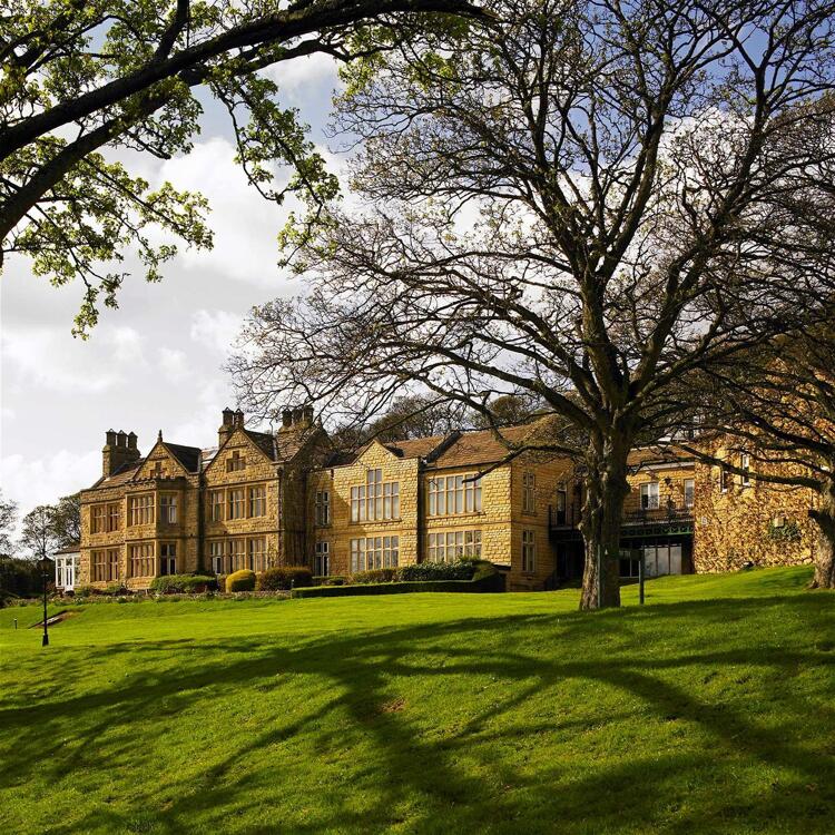 Foto de una habitación de Hollins Hall Hotel, Golf &amp;amp; Country Club