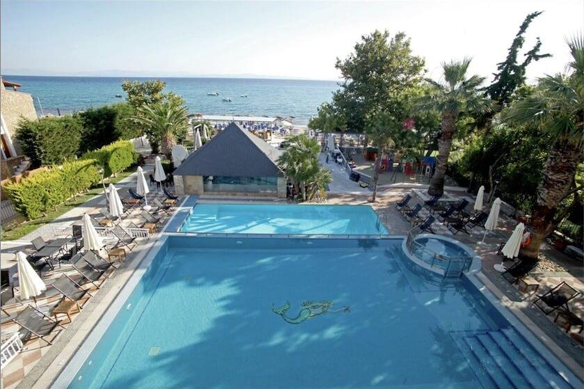 Foto de los servicios de Naias Beach Hotel