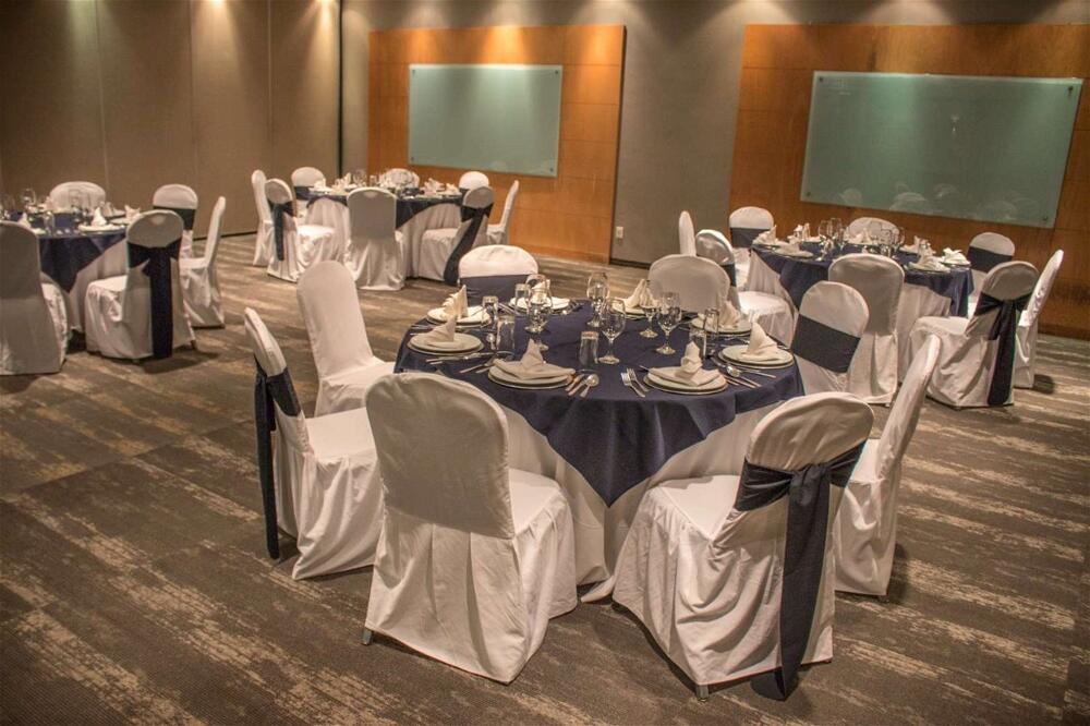 Foto de restauración de Casa Inn Business Hotel Celaya