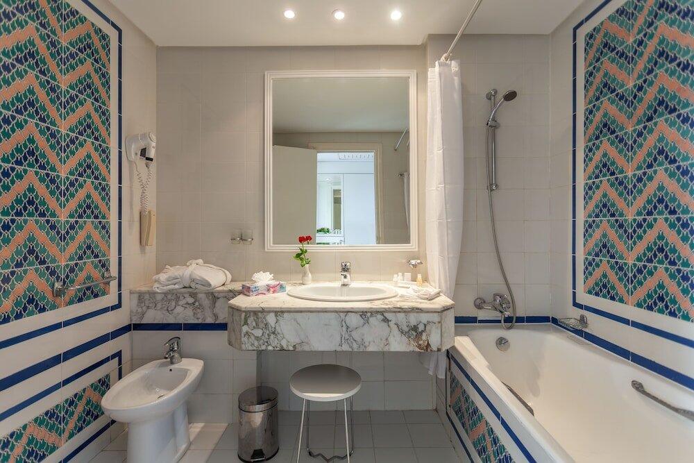 Foto del baño de Hotel El Mouradi Palace