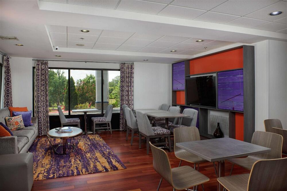Foto de las zonas nobles de Hotel Hampton Inn Clemson