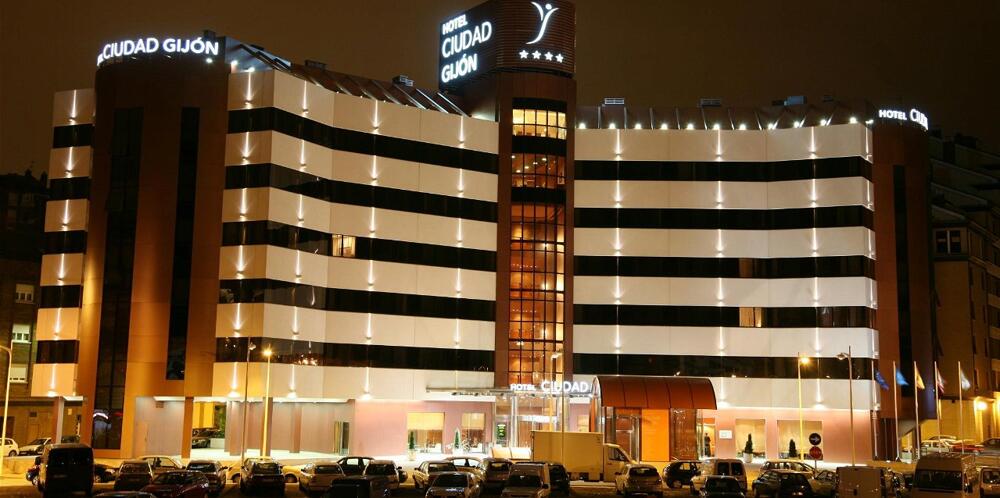 Foto del exterior de Hotel Silken Ciudad Gijón