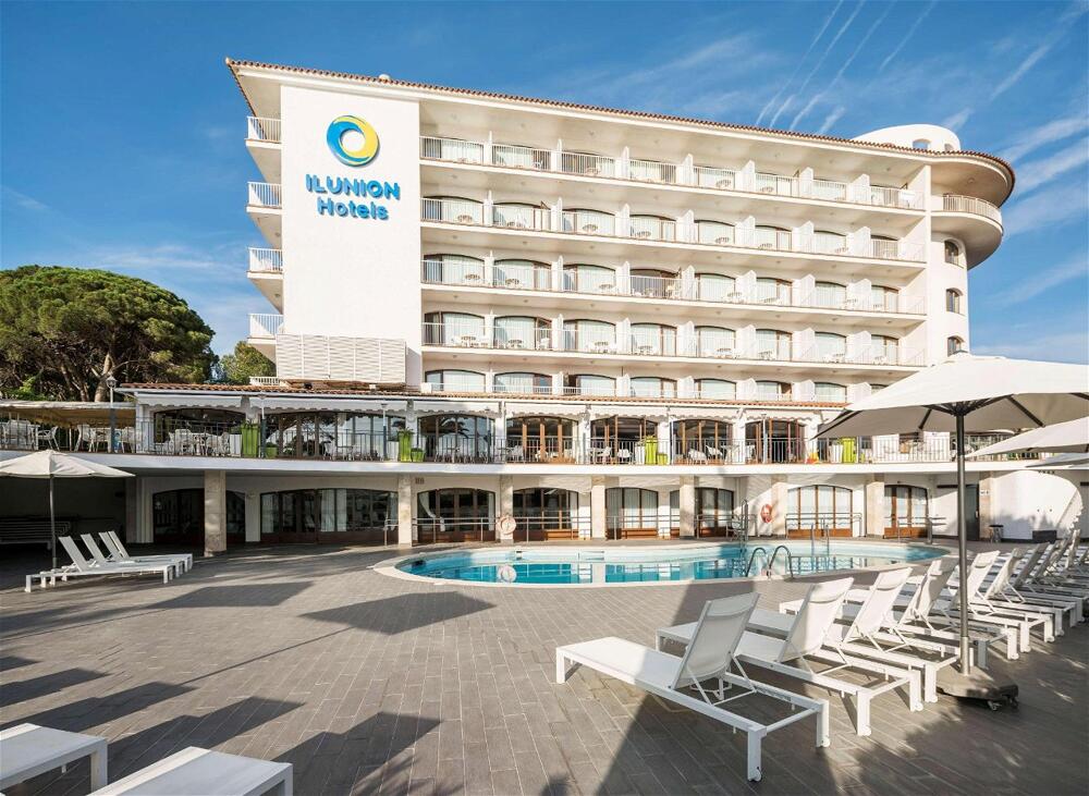 Foto de los servicios de Hotel Ilunion Caleta Park