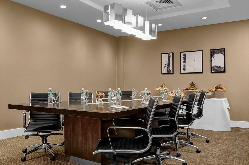 Foto de los servicios de Hotel Hilton Garden Inn Times Square Central