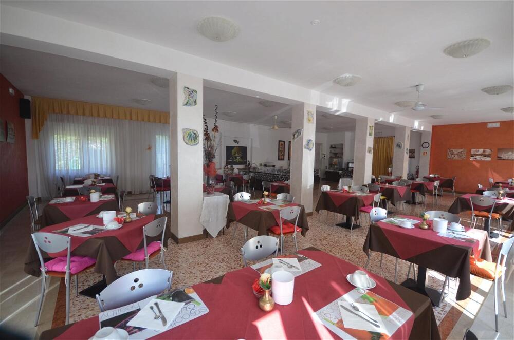 Foto de restauración de Hotel Astoria
