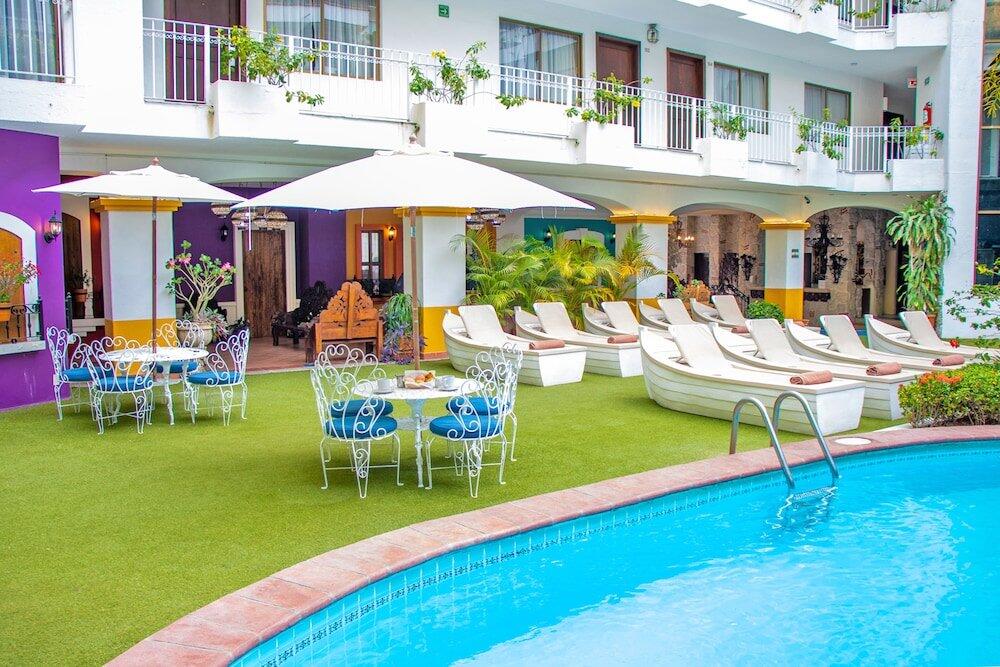 Foto del exterior de Hotel Los Arcos Suites