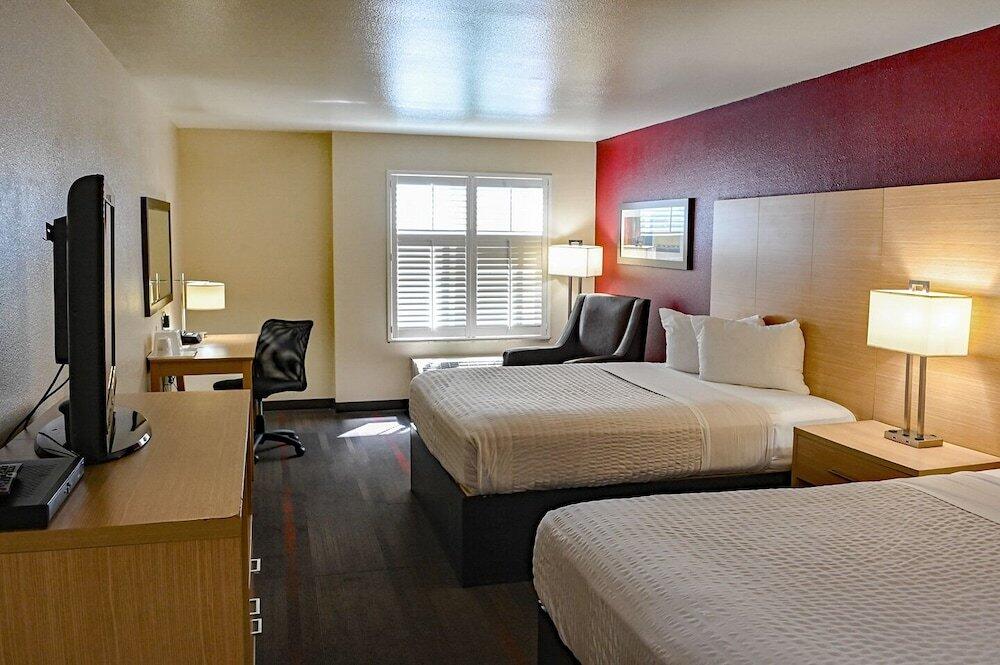 Foto de una habitación de Hotel Ramada Limited and Suites San Francisco Airport