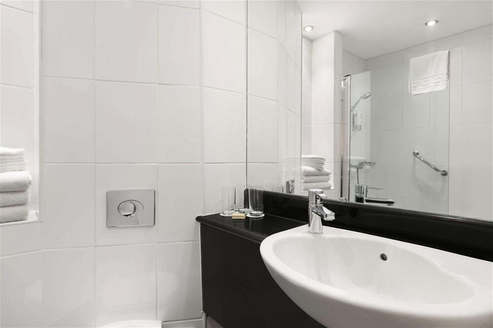Foto del baño de Hotel Ramada Hounslow - Heathrow East