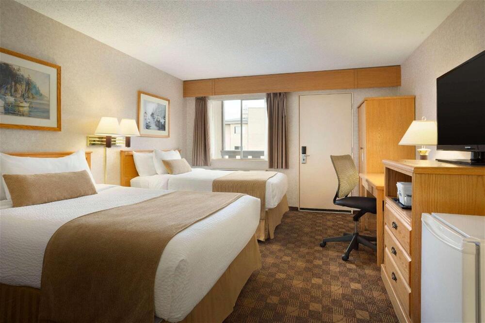 Foto de una habitación de Hotel Days Inn by Wyndham Victoria Uptown