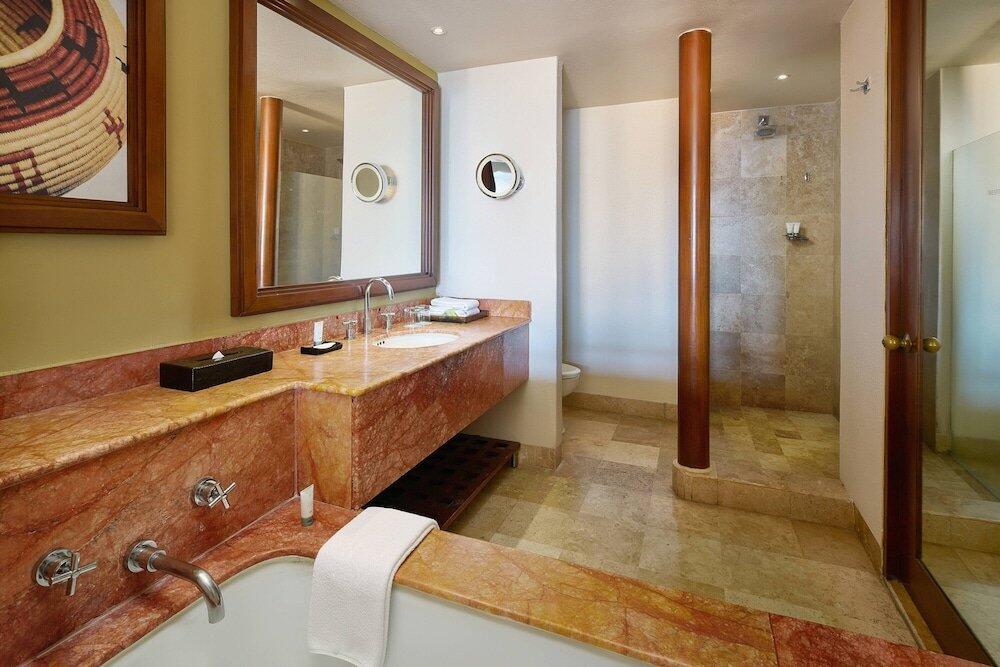Foto del baño de Complejo The Westin Resort &amp;amp; Spa, Puerto Vallarta