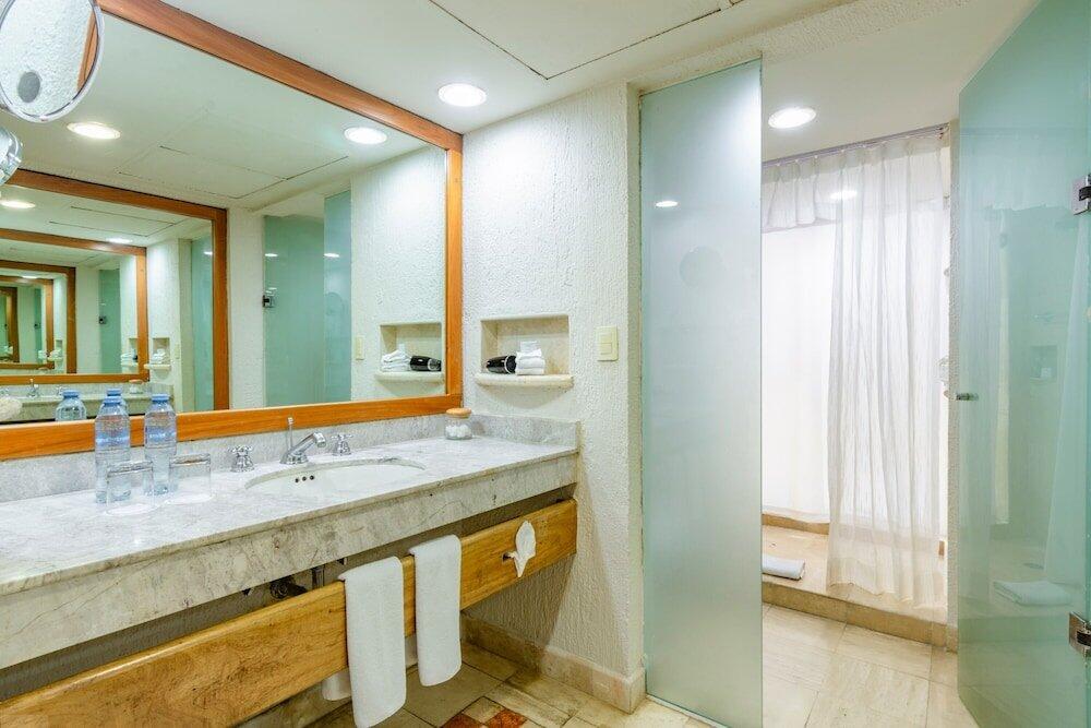 Foto del baño de Puerto Aventuras Hotel &amp;amp; Beach Club