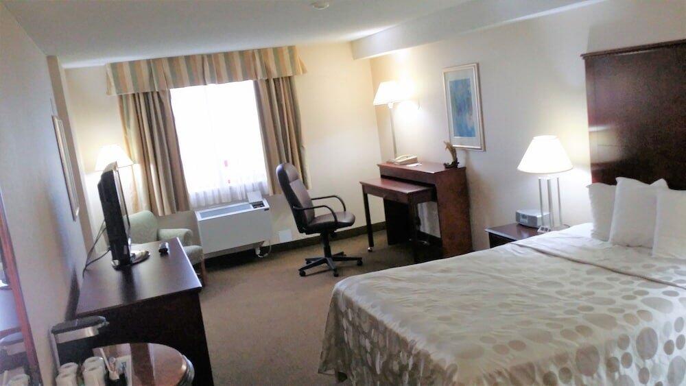 Foto de una habitación de Hotel Travelodge by Wyndham Vancouver Airport