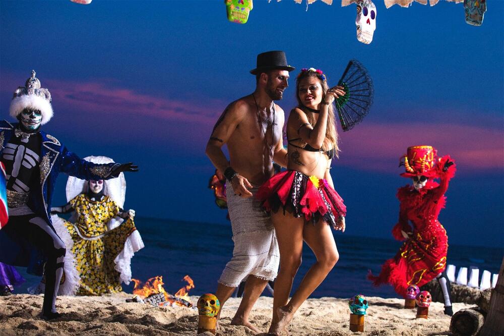 Foto general de Complejo Hidden Beach Resort Au Naturel Adults Only - All Inclusive
