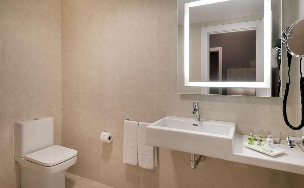 Foto del baño de Hotel NH Madrid Chamberí