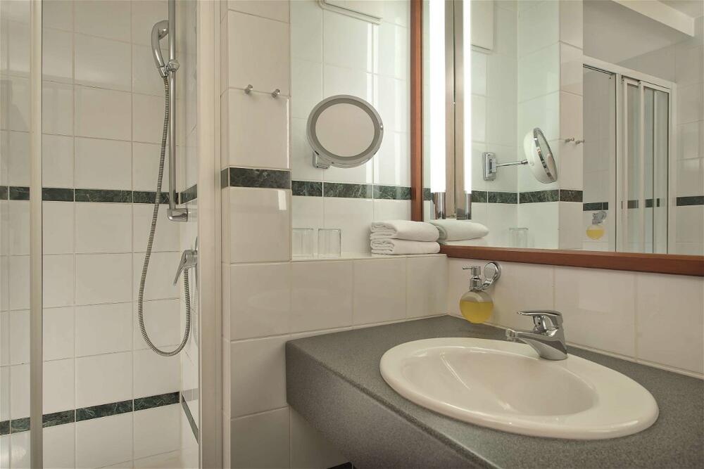 Foto del baño de Seminaris Avendi Hotel Potsdam
