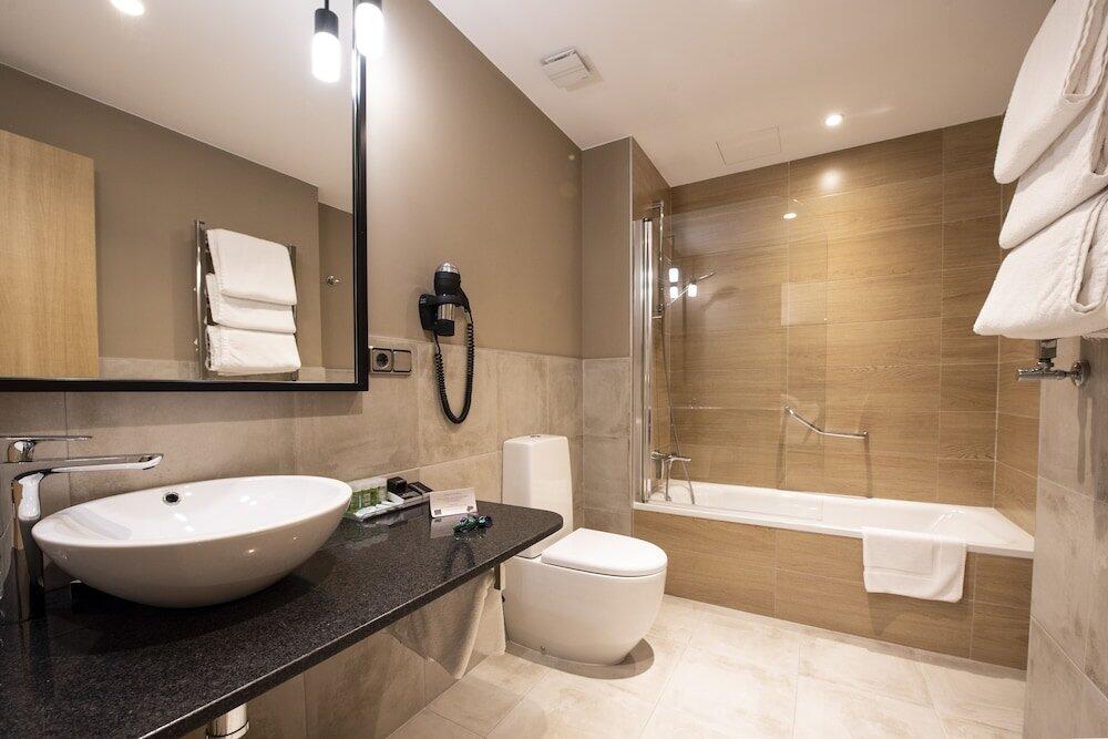 Foto del baño de Hotel Avenida