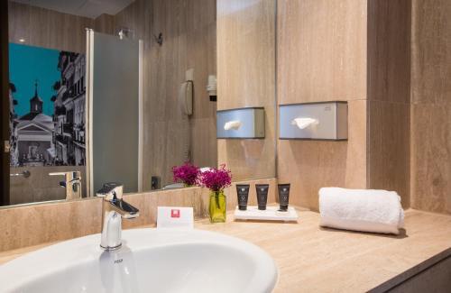 Foto del baño de Leonardo Boutique Hotel Madrid