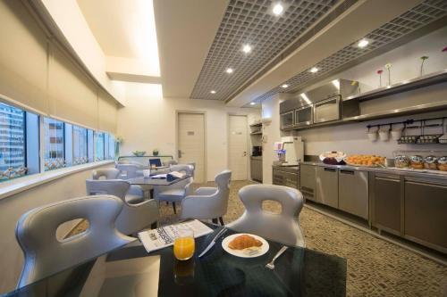 Foto de restauración de iclub Wan Chai Hotel