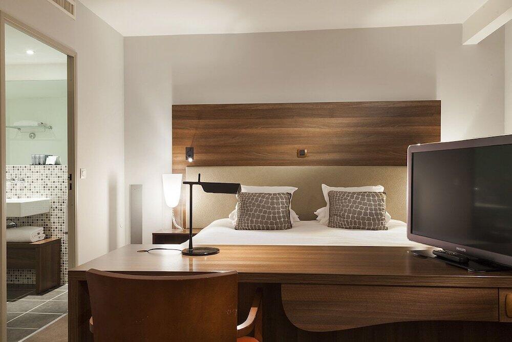 Foto de una habitación de Hotel Château Belmont Tours by The Crest Collection