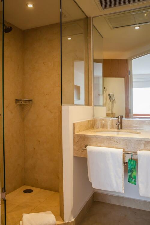 Foto del baño de Hotel One Ciudad de Mexico La Raza