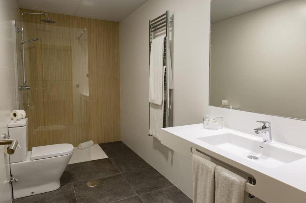 Foto del baño de Hotel Zentral Mayoral