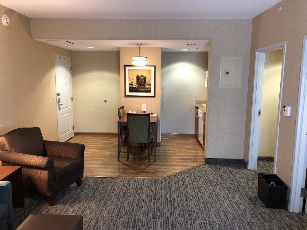 Room – Hotel Homewood Suites by Hilton Hagerstown