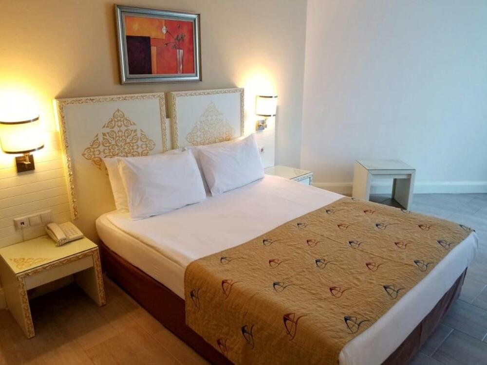 Foto general de Complejo Crystal Admiral Resort Suites &amp;amp; Spa - Ultimate All Inclusive