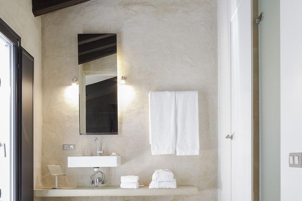 Foto de una habitación de EME Catedral Hotel