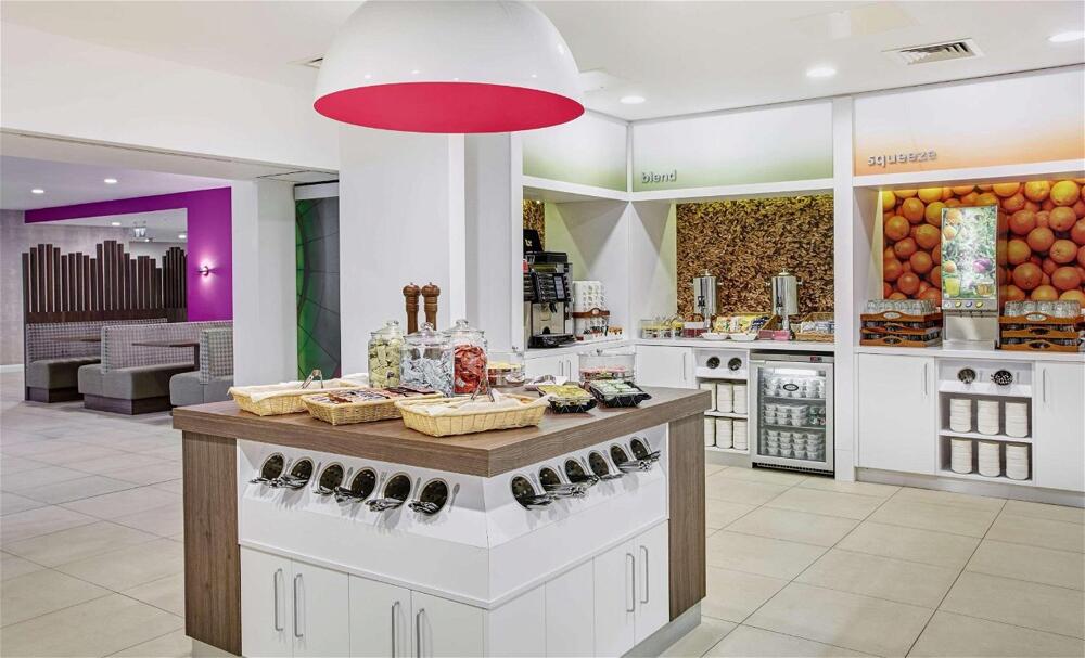 Dining – Hotel Hampton by Hilton Bristol City Centre