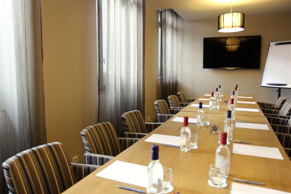 Foto de los servicios de Hotel Best Western Plus Bordeaux Gare Saint-Jean