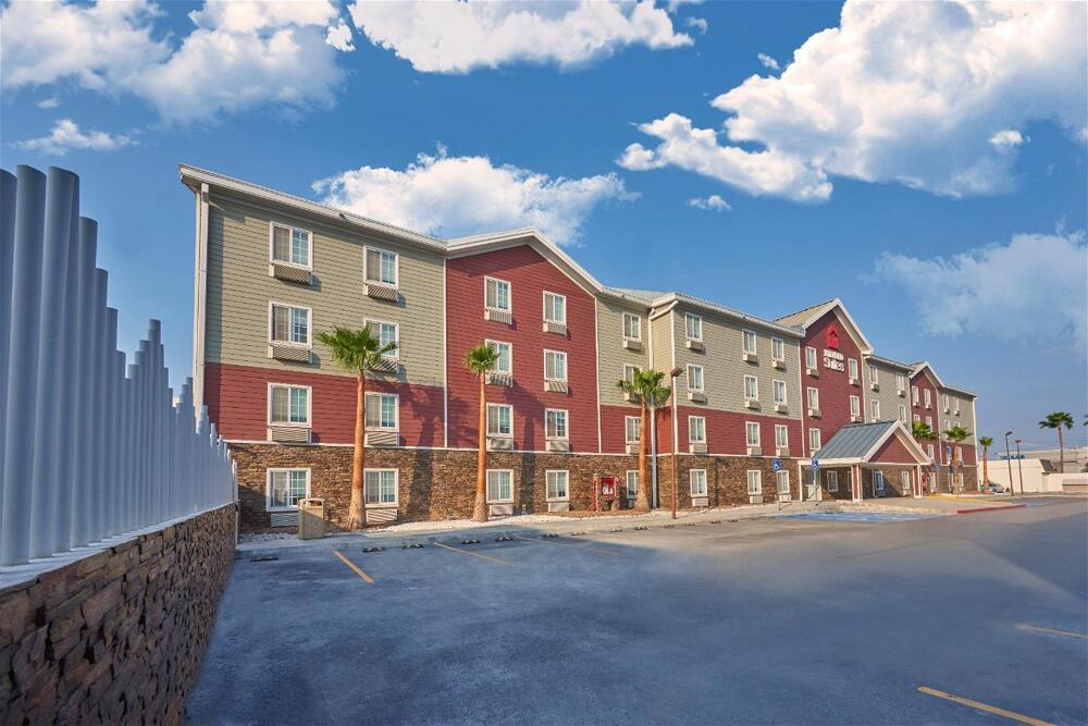 Foto del exterior de Aparthotel Extended Suites Monterrey Aeropuerto
