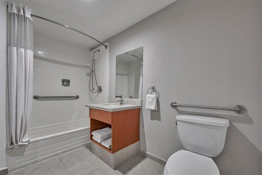 Foto del baño de Aparthotel Extended Suites Monterrey Aeropuerto