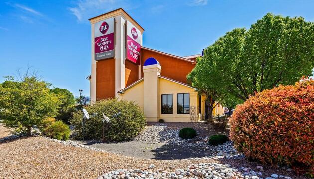 Foto de Hotel Best Western Plus Executive Suites