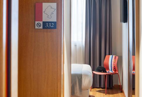 Foto de una habitación de Hotel ibis Styles Pamplona Noain