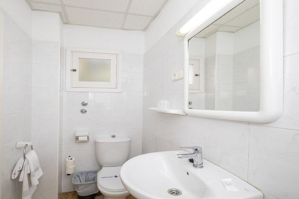 Foto del baño de Hotel Figueretes
