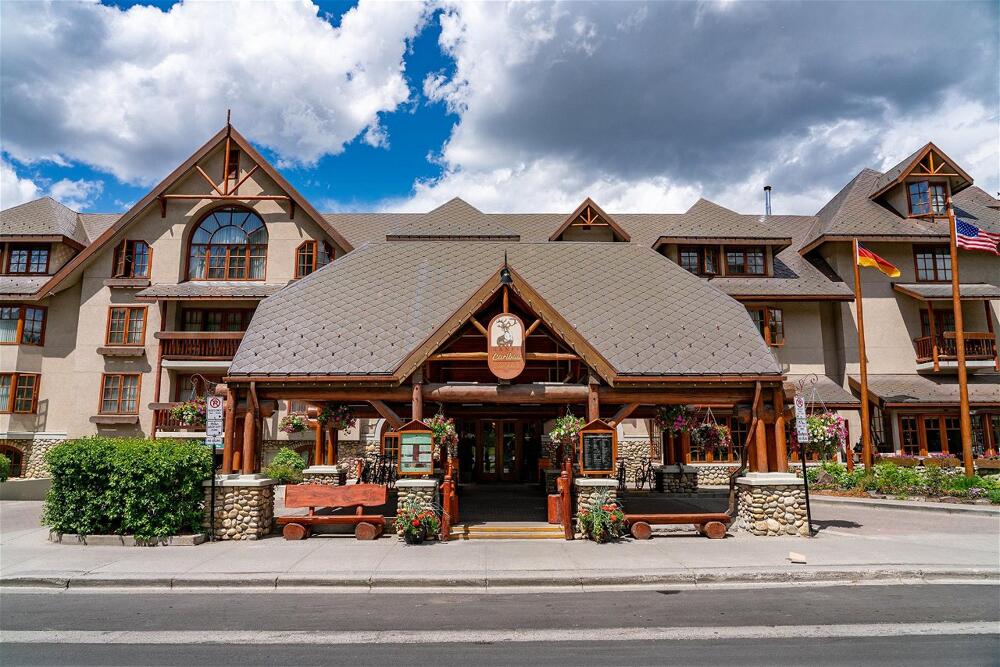 Hotel Banff Caribou Lodge and Spa, Banff - Reserving