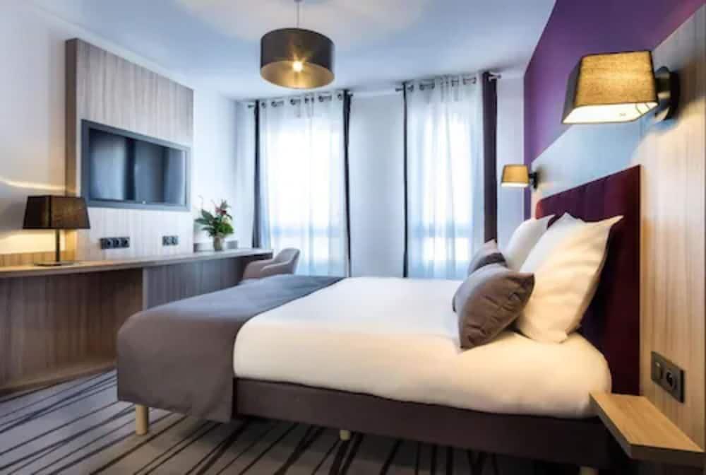 Foto de una habitación de Nemea Appart Hotel Quai Victor Tours Centre