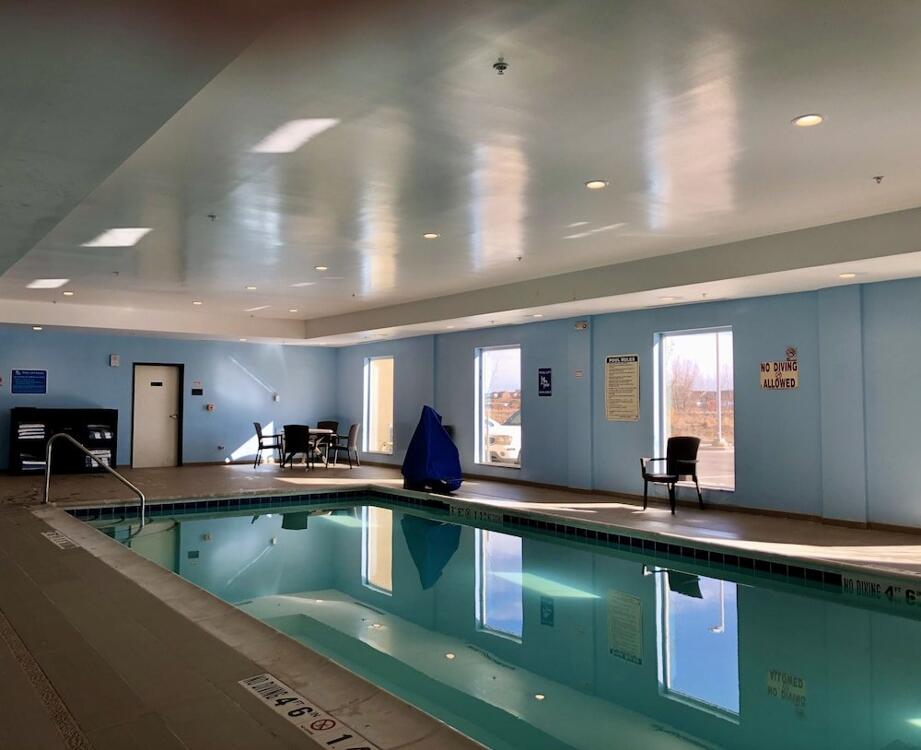 Foto de los servicios de Hotel Comfort Suites Denver International Airport